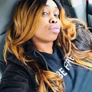 Meet your Posher, Shawna